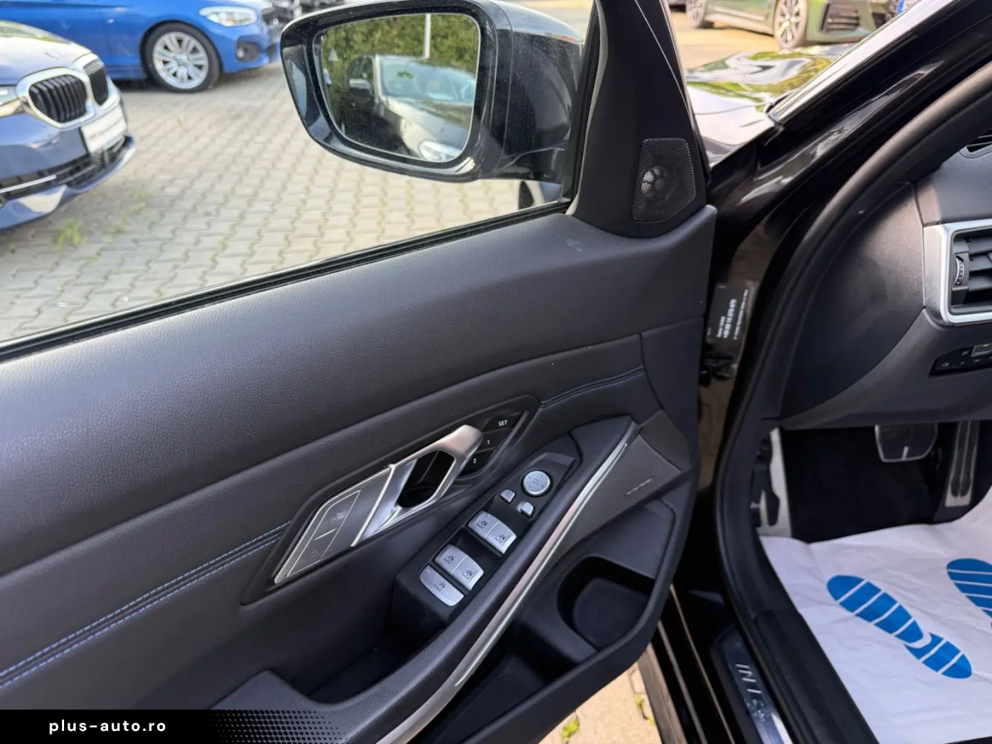 BMW 330 d M Sport Kardon Head Up Kamera Adp-LED ACC