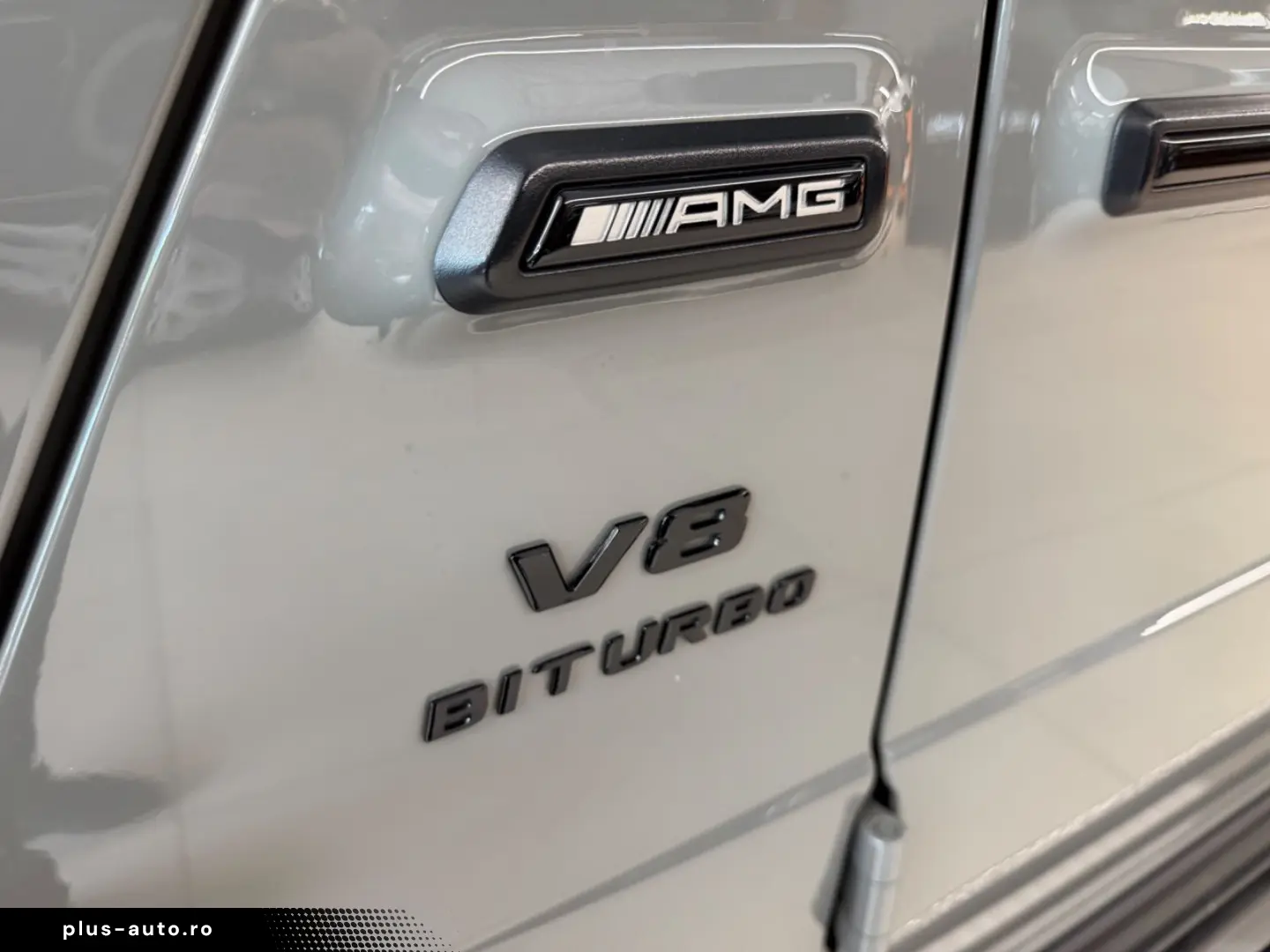 MERCEDES-BENZ G 63 AMG   Manufaktur Carbon Fond Entertaiment