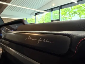 MERCEDES-BENZ G 63 AMG   Manufaktur Carbon Fond Entertaiment