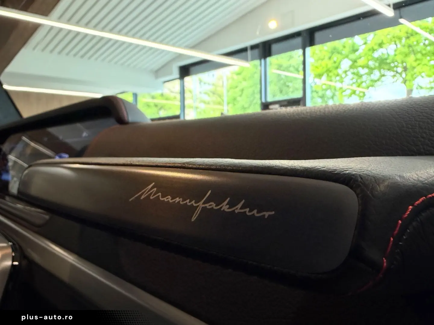 MERCEDES-BENZ G 63 AMG   Manufaktur Carbon Fond Entertaiment