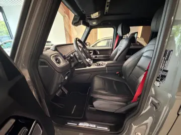MERCEDES-BENZ G 63 AMG   Manufaktur Carbon Fond Entertaiment