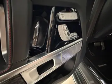 MERCEDES-BENZ G 63 AMG   Manufaktur Carbon Fond Entertaiment