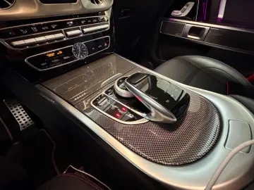 MERCEDES-BENZ G 63 AMG   Manufaktur Carbon Fond Entertaiment