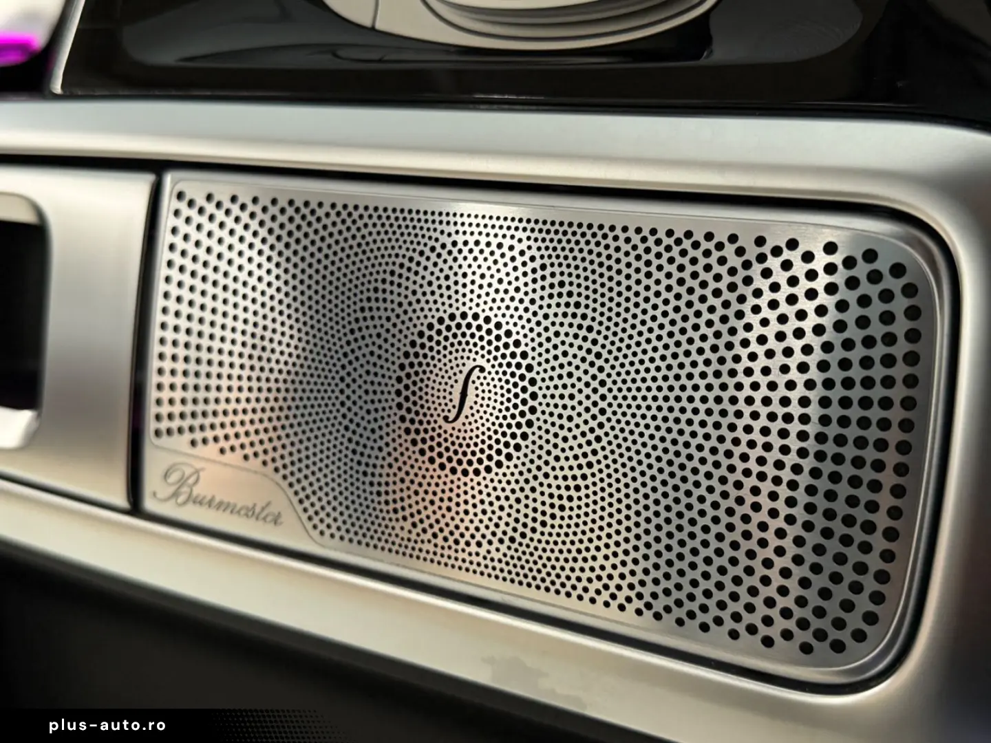 MERCEDES-BENZ G 63 AMG   Manufaktur Carbon Fond Entertaiment
