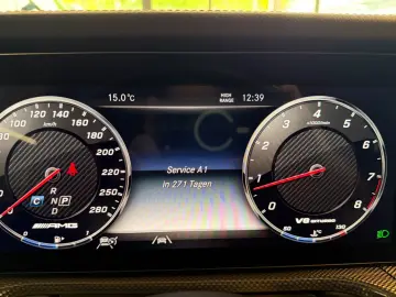 MERCEDES-BENZ G 63 AMG   Manufaktur Carbon Fond Entertaiment