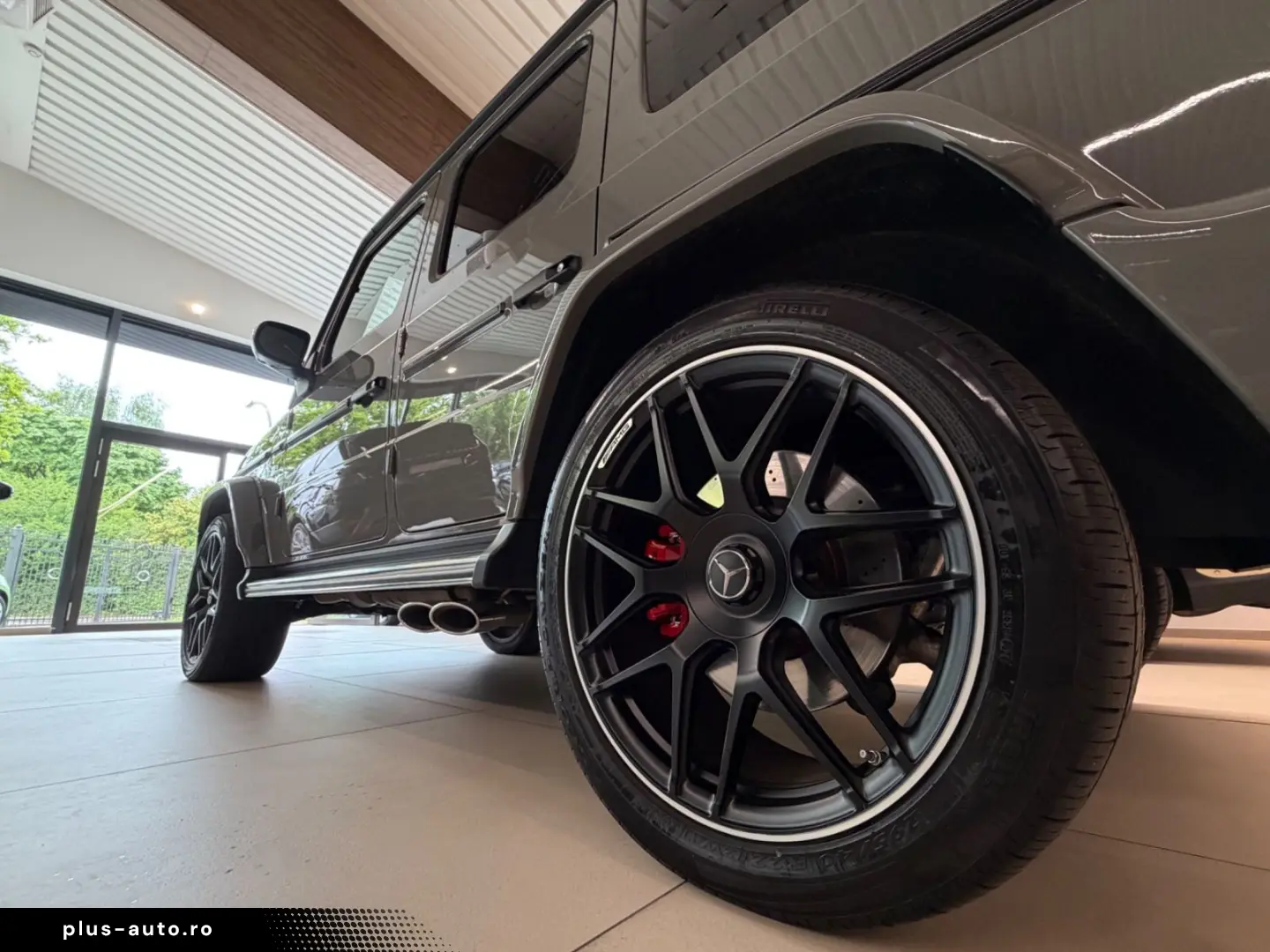 MERCEDES-BENZ G 63 AMG   Manufaktur Carbon Fond Entertaiment