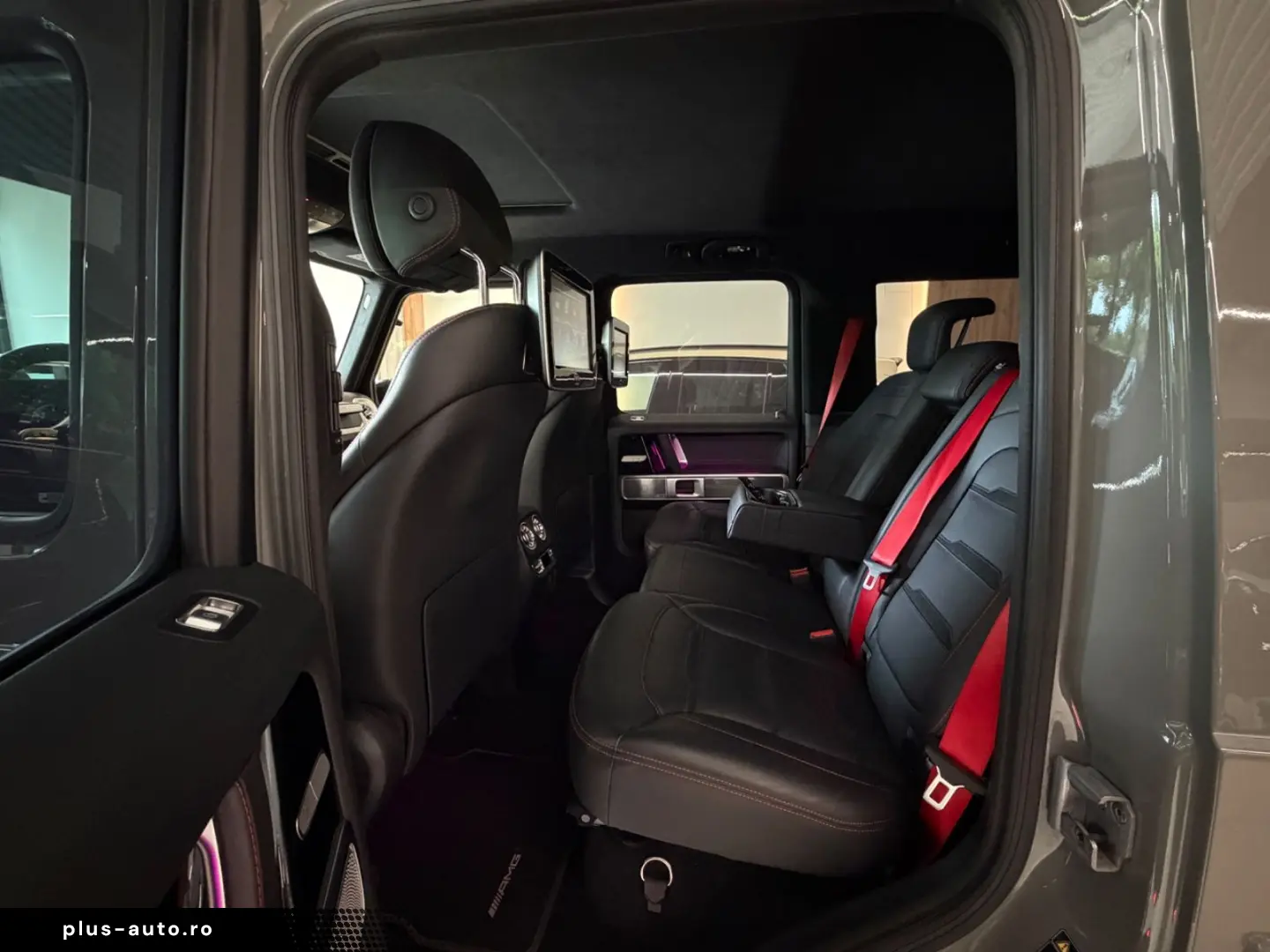 MERCEDES-BENZ G 63 AMG   Manufaktur Carbon Fond Entertaiment