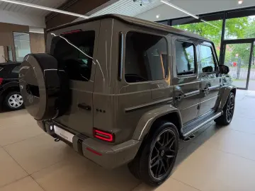 MERCEDES-BENZ G 63 AMG   Manufaktur Carbon Fond Entertaiment