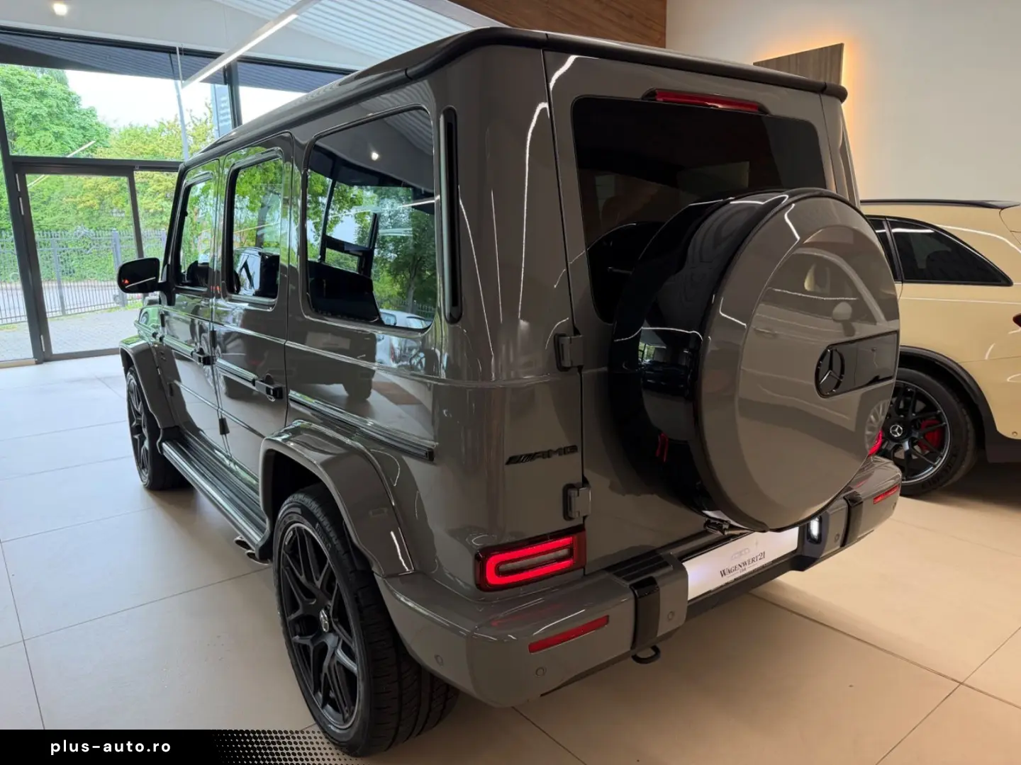 MERCEDES-BENZ G 63 AMG   Manufaktur Carbon Fond Entertaiment