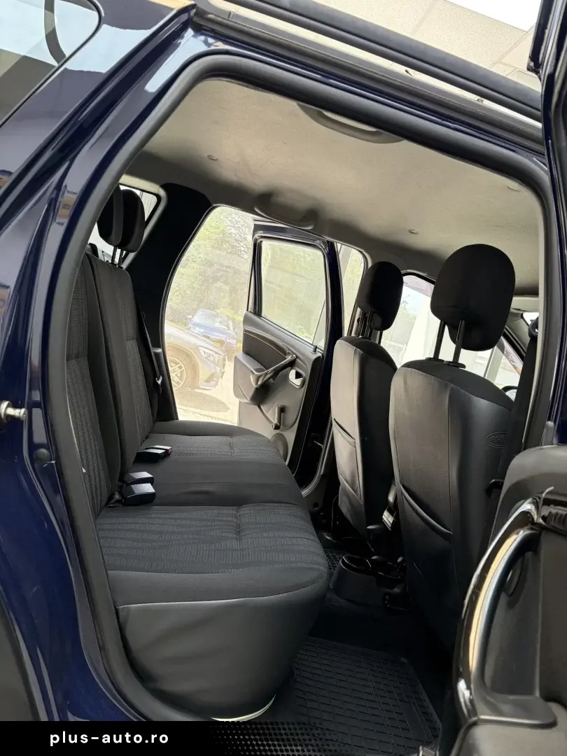 DACIA DUSTER Laureate Ac  2011