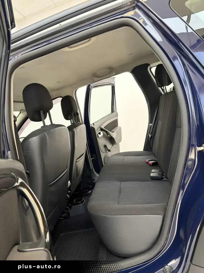 DACIA DUSTER Laureate Ac  2011
