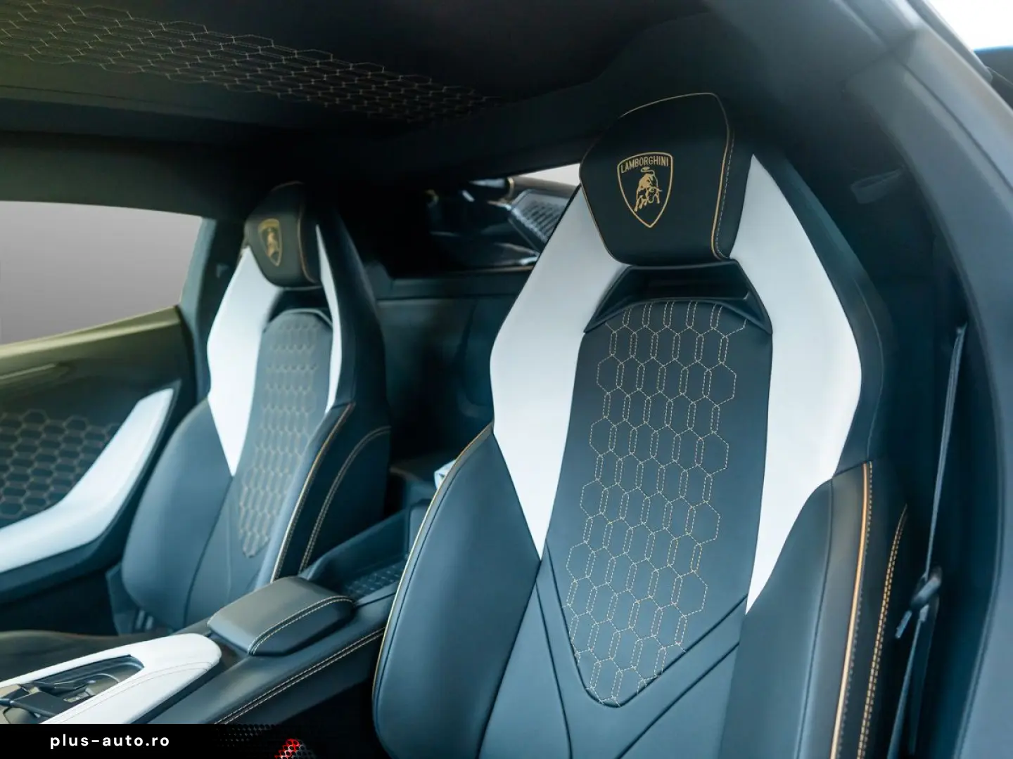 LAMBORGHINI Revuelto Blu Mehit Matt   Lamborghini Nürnberg
