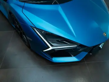 LAMBORGHINI Revuelto Blu Mehit Matt   Lamborghini Nürnberg