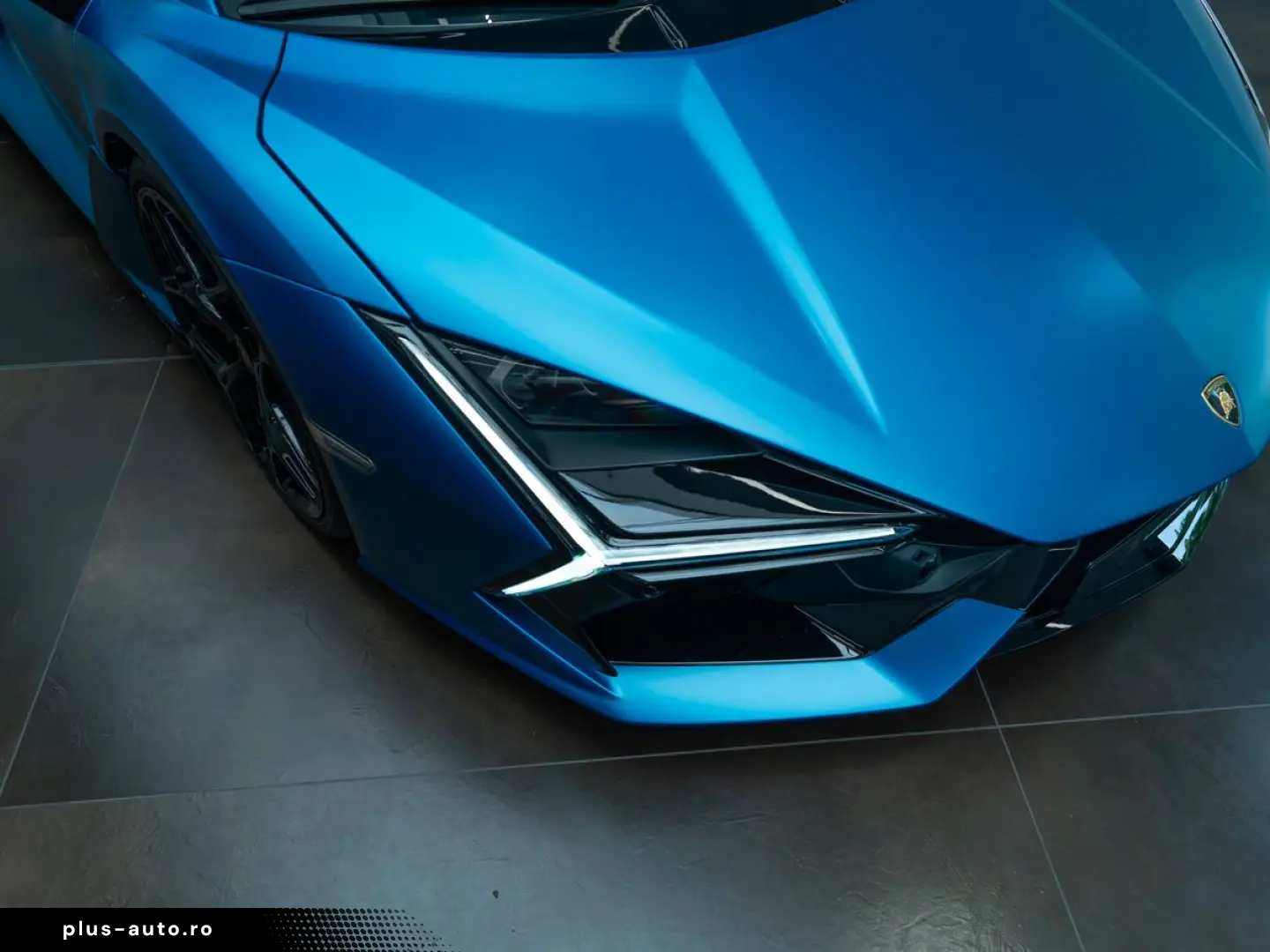 LAMBORGHINI Revuelto Blu Mehit Matt   Lamborghini Nürnberg