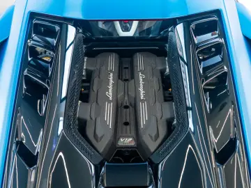 LAMBORGHINI Revuelto Blu Mehit Matt   Lamborghini Nürnberg