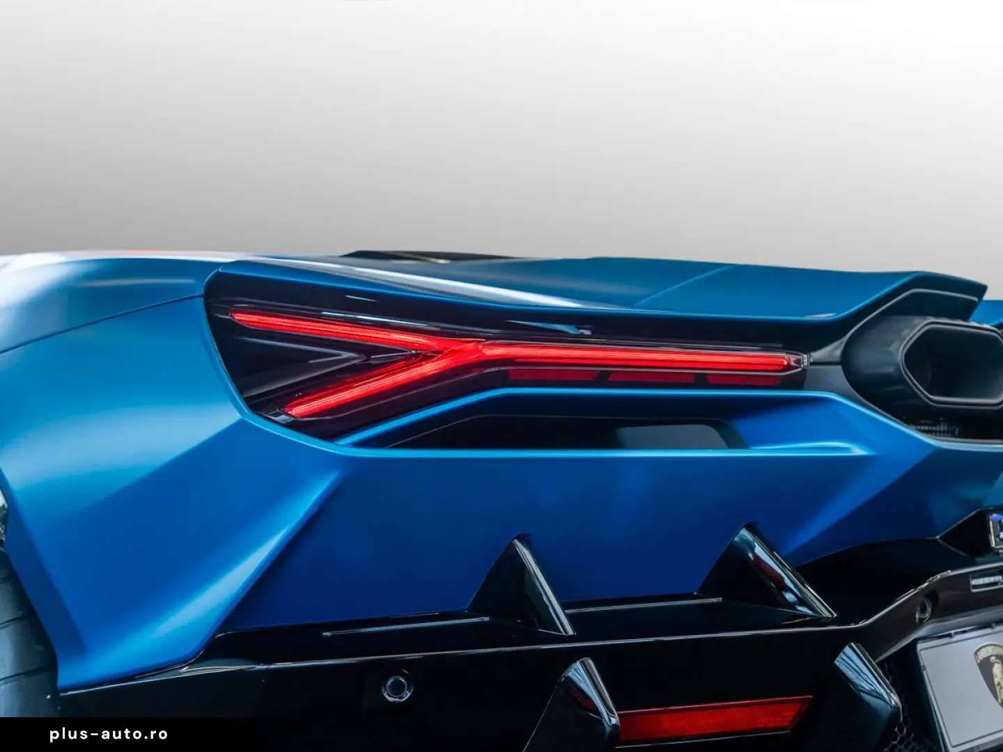 LAMBORGHINI Revuelto Blu Mehit Matt   Lamborghini Nürnberg