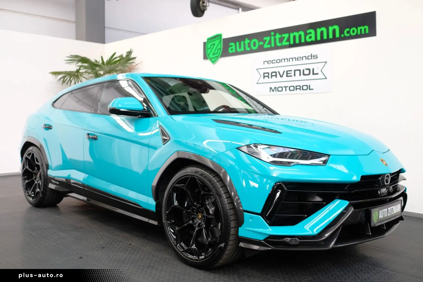 LAMBORGHINI Urus Performante CARBON B&O PANO AKRAPOVIC ADAS