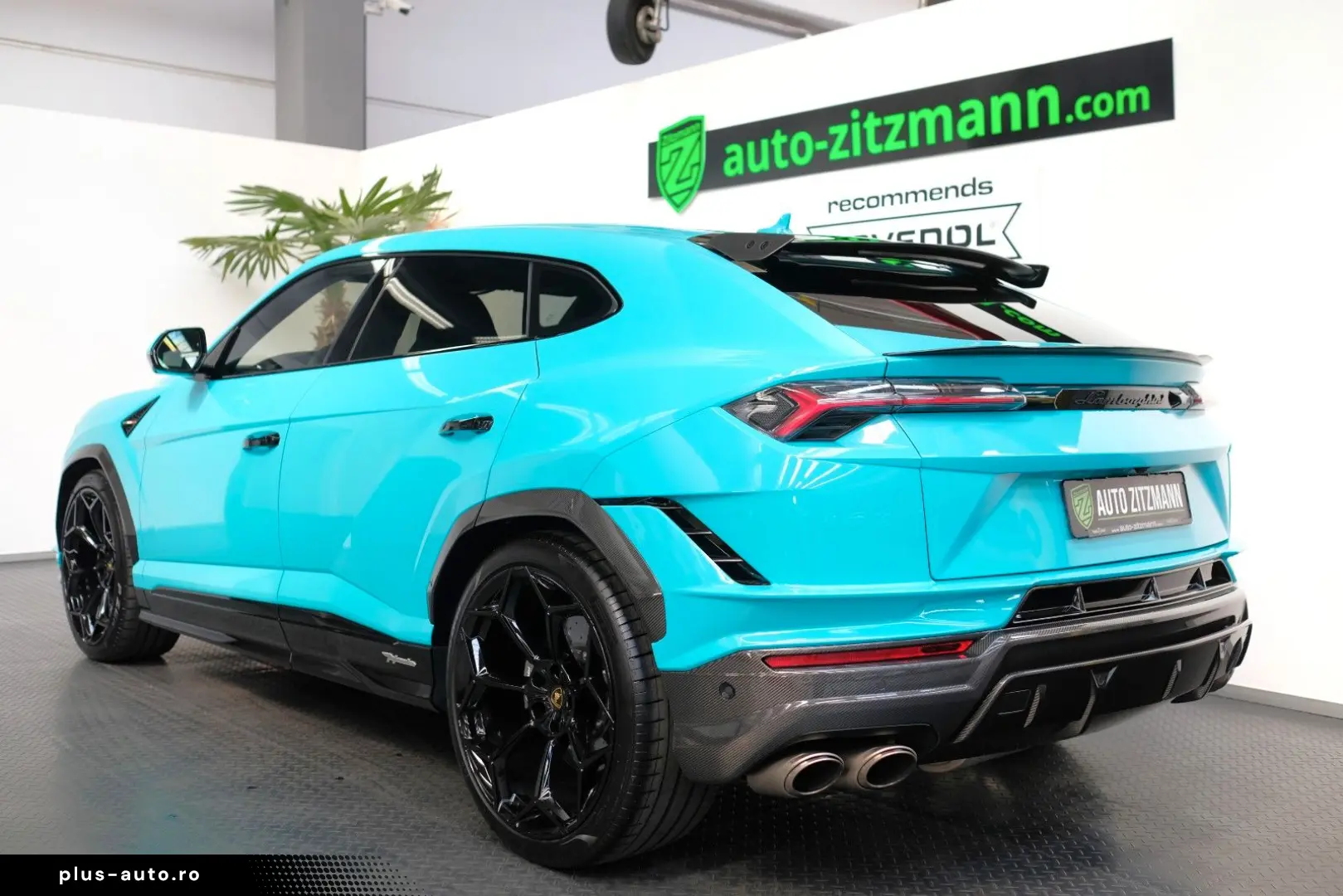 LAMBORGHINI Urus Performante CARBON B&O PANO AKRAPOVIC ADAS