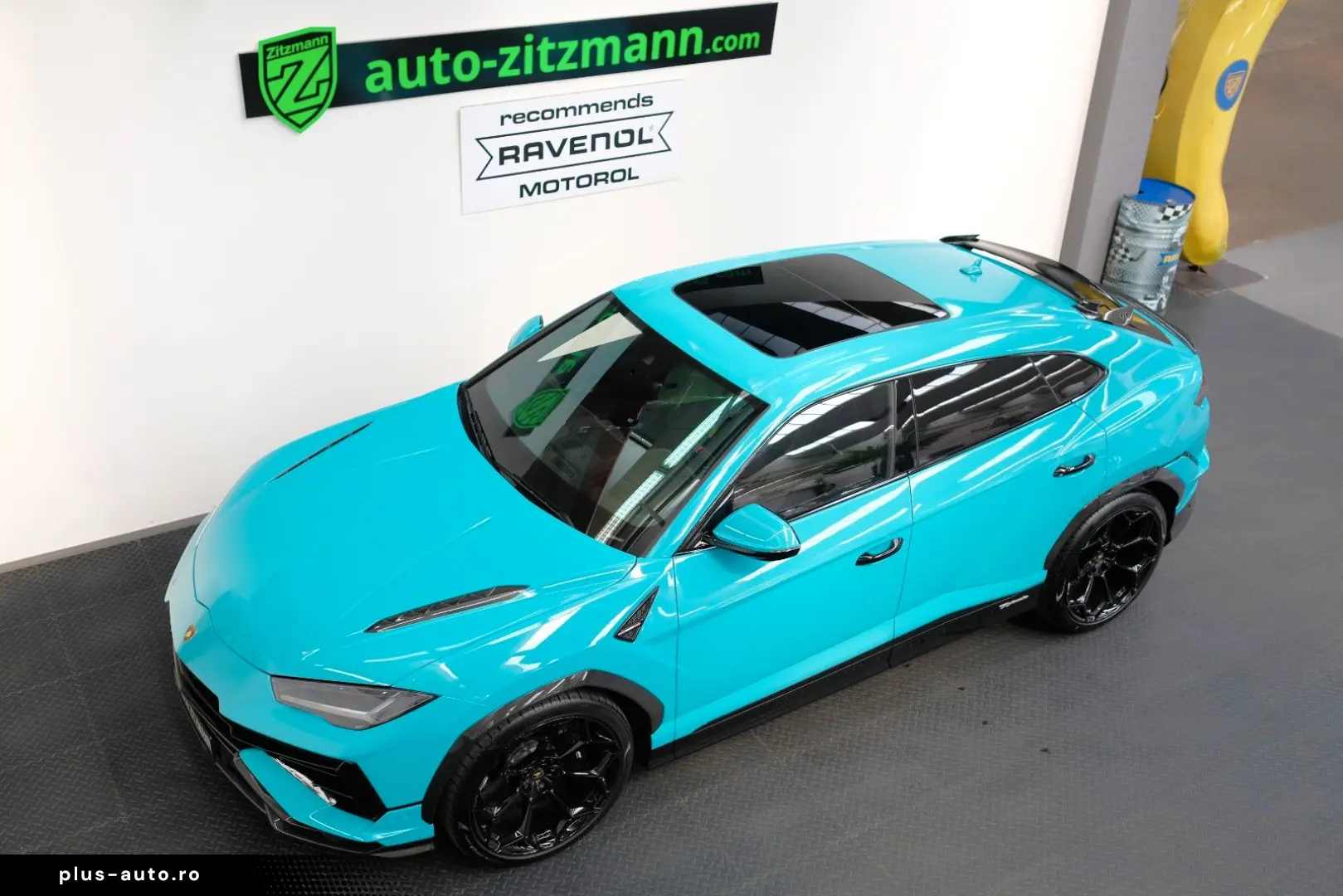 LAMBORGHINI Urus Performante CARBON B&O PANO AKRAPOVIC ADAS