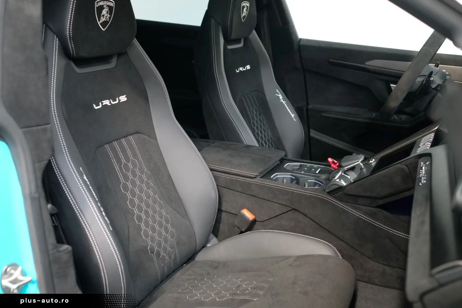 LAMBORGHINI Urus Performante CARBON B&O PANO AKRAPOVIC ADAS