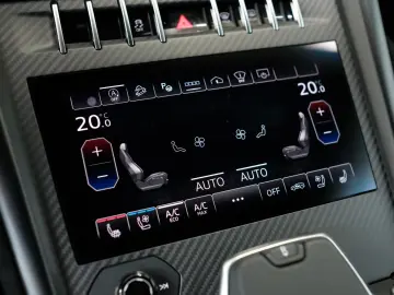 LAMBORGHINI Urus Performante CARBON B&O PANO AKRAPOVIC ADAS