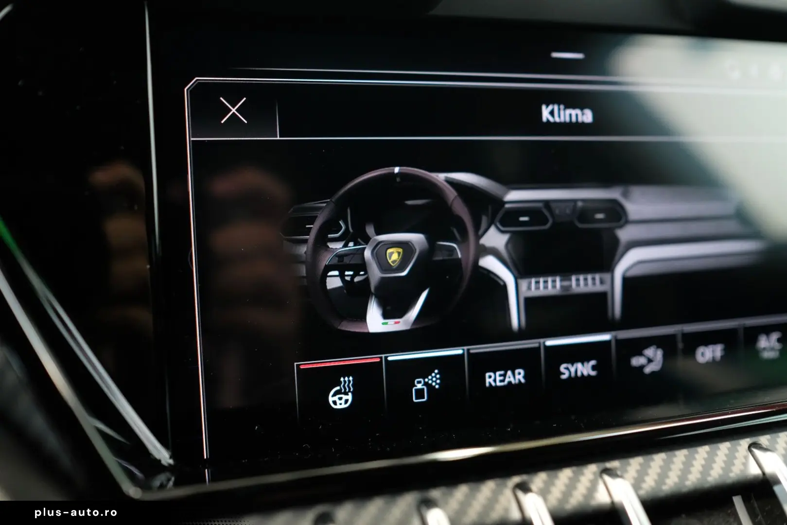 LAMBORGHINI Urus Performante CARBON B&O PANO AKRAPOVIC ADAS