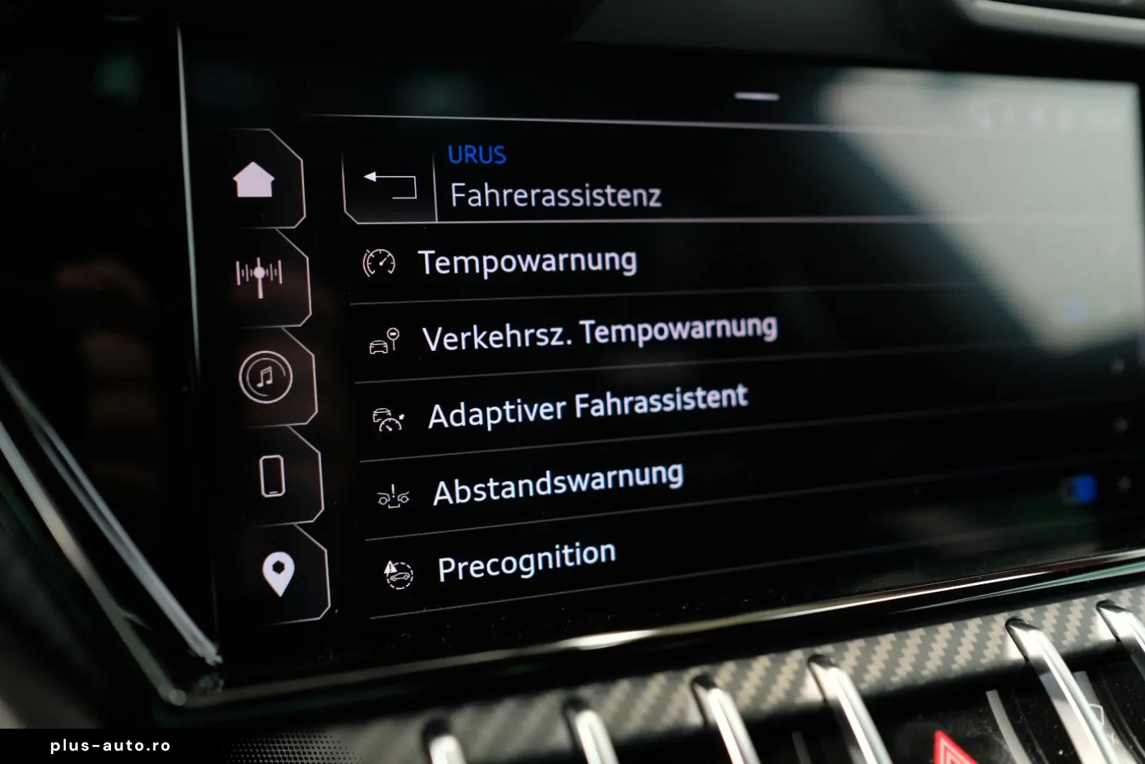 LAMBORGHINI Urus Performante CARBON B&O PANO AKRAPOVIC ADAS
