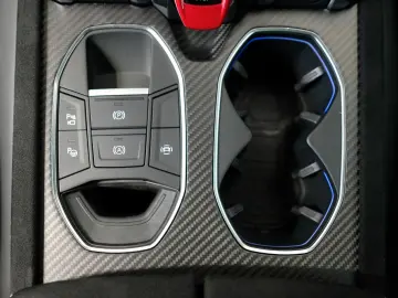 LAMBORGHINI Urus Performante CARBON B&O PANO AKRAPOVIC ADAS