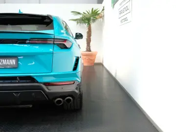 LAMBORGHINI Urus Performante CARBON B&O PANO AKRAPOVIC ADAS