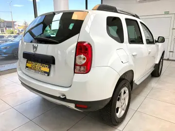 DACIA DUSTER SUV 2012-02 Prestige