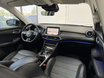 MG EHS SUV 2023 Plugin Hybrid