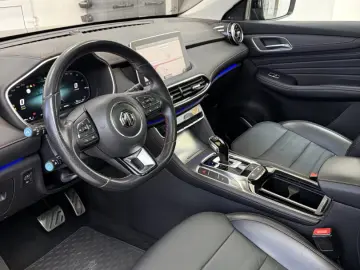 MG EHS SUV 2023 Plugin Hybrid