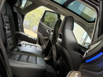 MG EHS SUV 2023 Plugin Hybrid