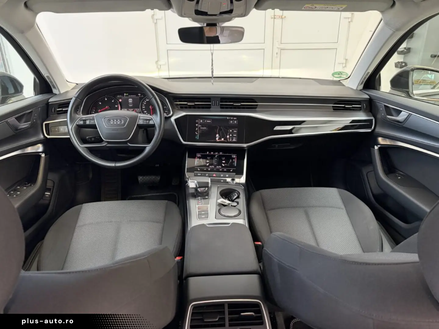 AUDI A6 SEDAN 2019-02 Business