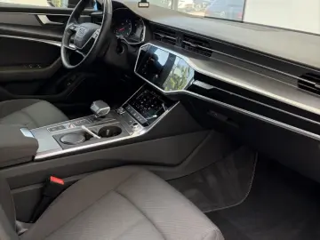 AUDI A6 SEDAN 2019-02 Business