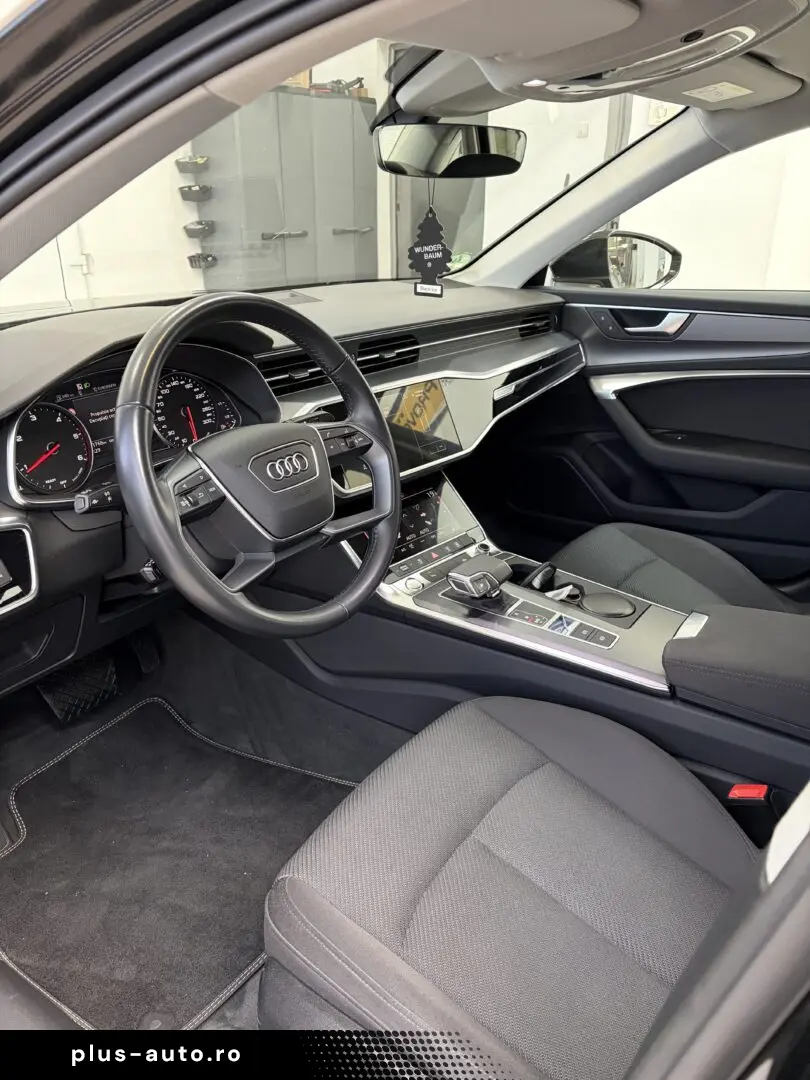 AUDI A6 SEDAN 2019-02 Business