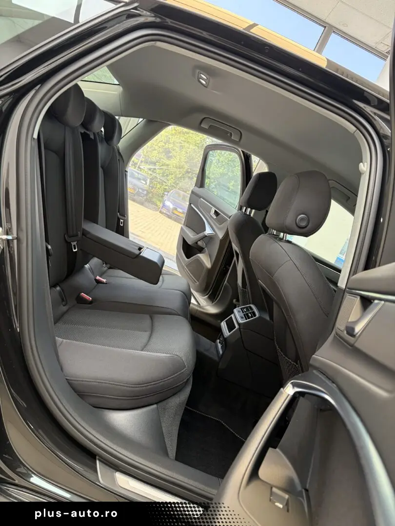 AUDI A6 SEDAN 2019-02 Business