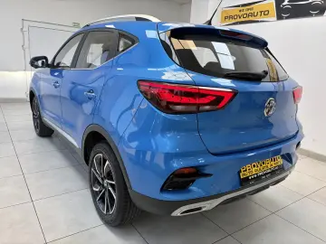 MG ZS CROSS 2024-04 Luxury