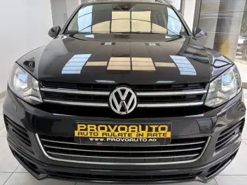 VOLKSWAGEN TOUAREG 4X4 SUV 2013