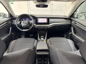 SKODA OCTAVIA IV BREAK 2023