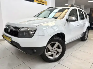 DACIA DUSTER SUV 2012 Laureate