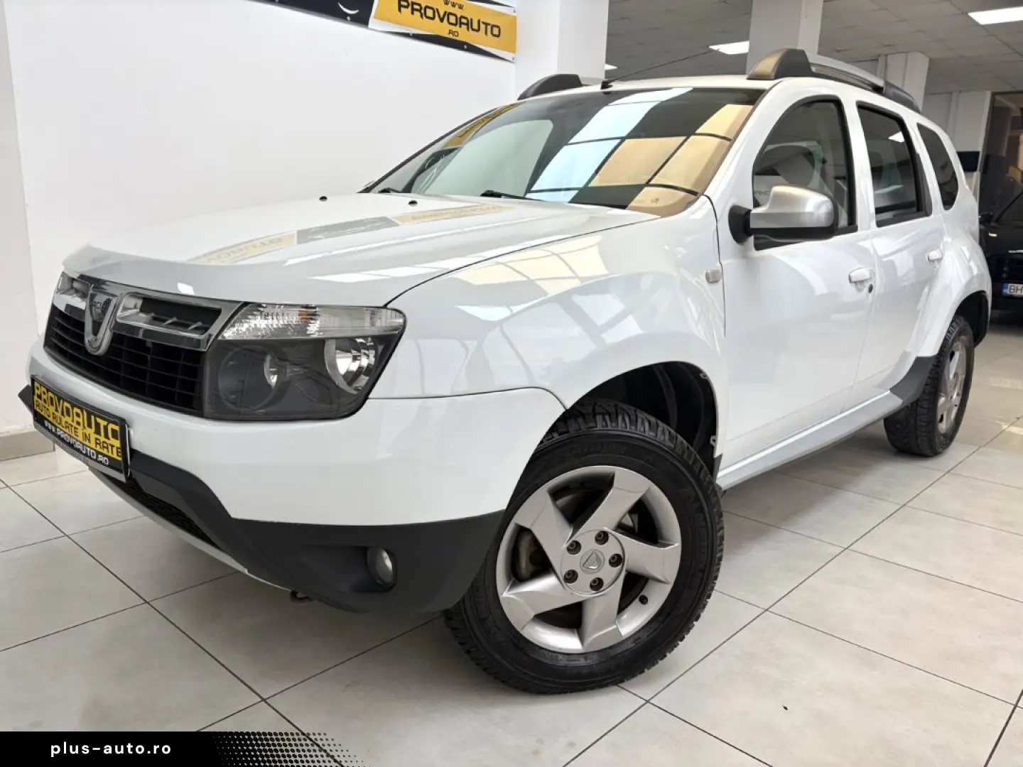 DACIA DUSTER SUV 2012 Laureate