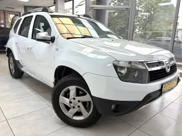 DACIA DUSTER SUV 2012 Laureate