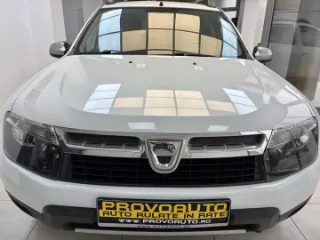 DACIA DUSTER SUV 2012 Laureate
