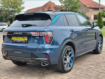 LINK & CO 01 SUV 2022 HYBRID