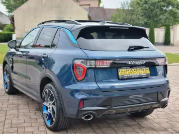 LINK & CO 01 SUV 2022 HYBRID