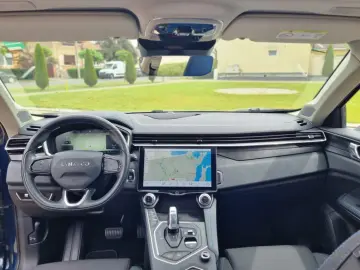LINK & CO 01 SUV 2022 HYBRID