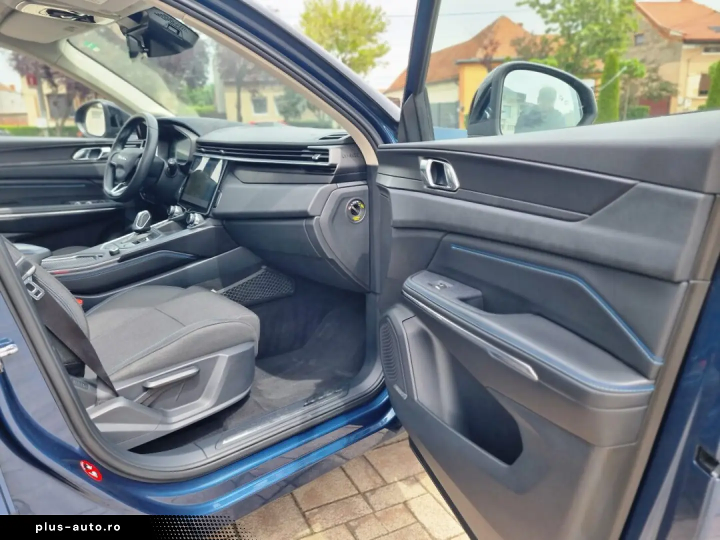 LINK & CO 01 SUV 2022 HYBRID