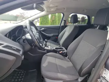 FORD FOCUS HATCHBACK 2015
