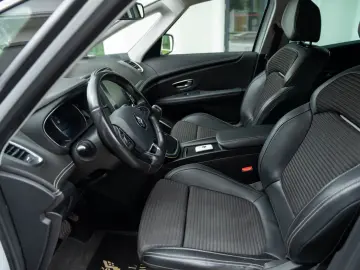 Renault Grand-Scenic